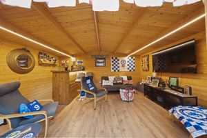 Photo 19- click for photo gallery